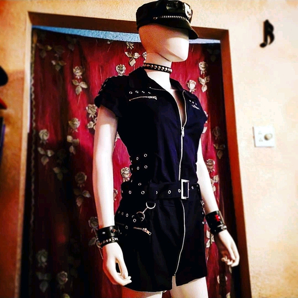 π€Bad Ass Black Punk/Goth Dressπ€ - Picture 2 of 7